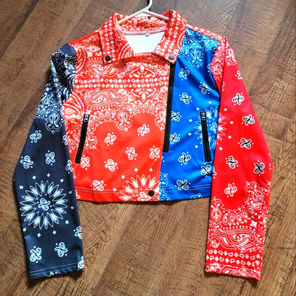 Bandana pattern pull over